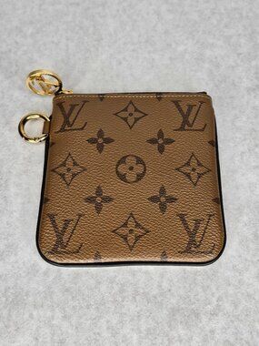 Louis Vuitton Multi Pouchette Square Giant Reverse Monogram Wallet Coin Pouch